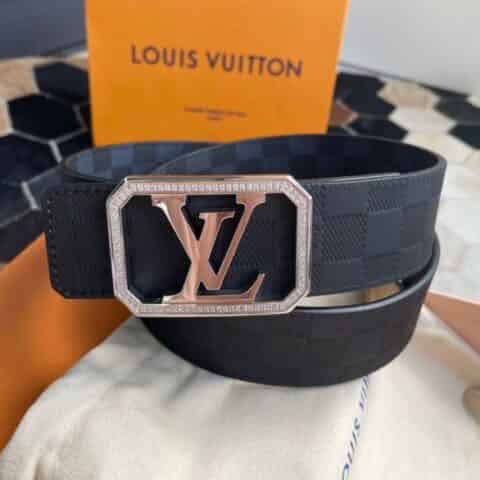 LV/路易威登    搭配精钢字母方形镶嵌钻扣40毫米双面外用腰带