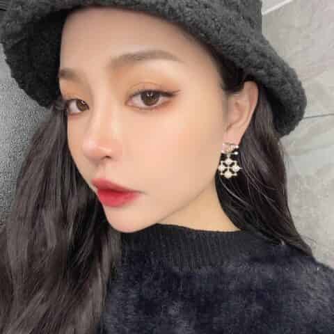 新款 CHANEL香奈儿金色双c皇冠耳钉耳环