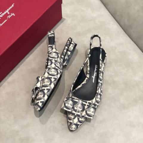 SF salvatore Ferragamo 菲拉格慕2021新款viva系列后空露跟粗跟凉鞋