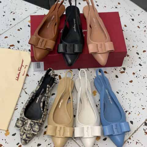 SF salvatore Ferragamo 菲拉格慕2021新款viva系列后空露跟粗跟凉鞋