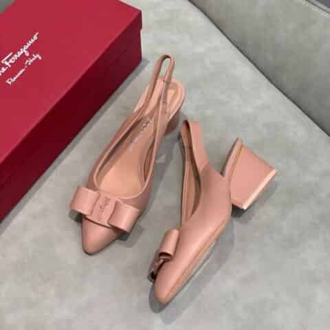 SF salvatore Ferragamo 菲拉格慕2021新款viva系列后空露跟粗跟凉鞋