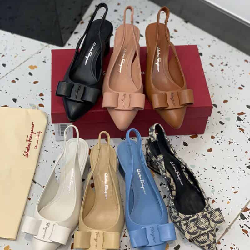 SF salvatore Ferragamo 菲拉格慕2021新款viva系列后空露跟粗跟凉鞋