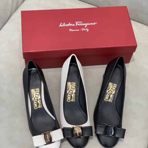 SF salvatore Ferragamo 菲拉格慕全新双色圆柱跟款标志性Ferragamo高跟鞋