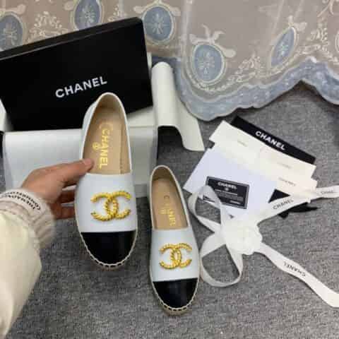 chanel香奈儿 小香CHANELLZ柜同步上新皮面镀金扣女士平底鞋