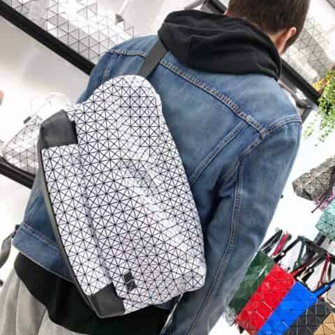 Issey miyake BaoBao三宅一生SLING 系列斜挎包BB97