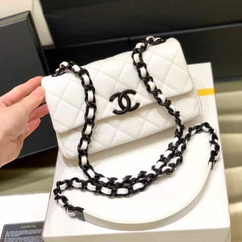 Chanel香奈儿 双C鱼子酱小牛皮熊猫包 AS2302 B04864 C0200
