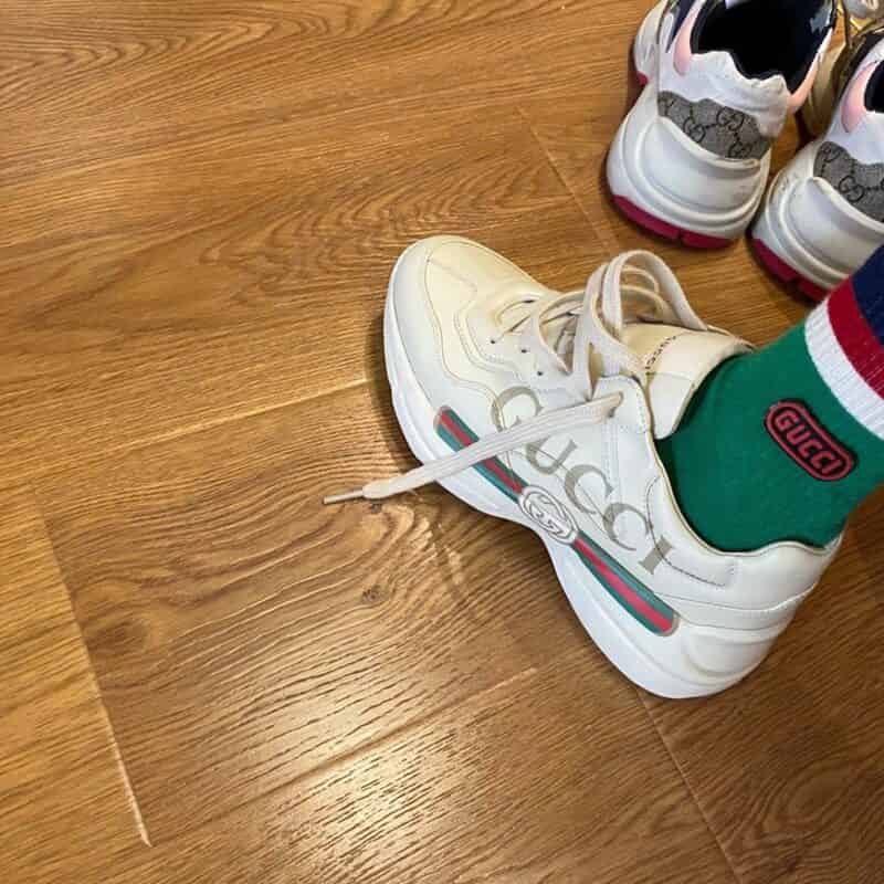 Gucci古驰 Rhyton系列女士Gucci标识皮革运动鞋