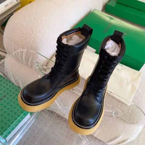 BV葆蝶家/早春新品圆头厚底大头靴女款短靴