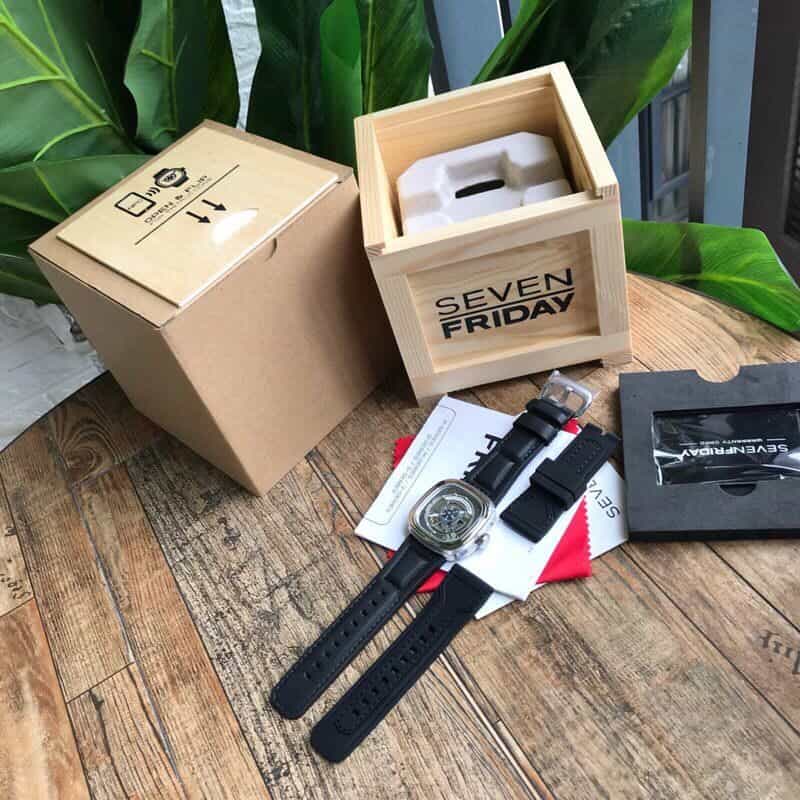 七个星期五sevenFRIDAY手表型号:S1/01机芯:原装西铁城miyota82s5机芯腕表