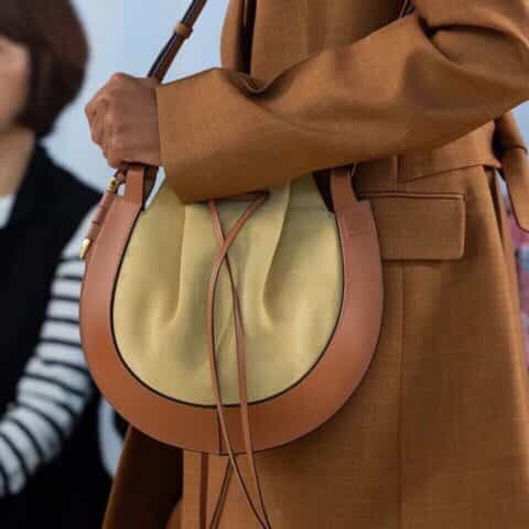 LOEWE罗意威 Horseshoe飞碟包 0526棕黄拼色
