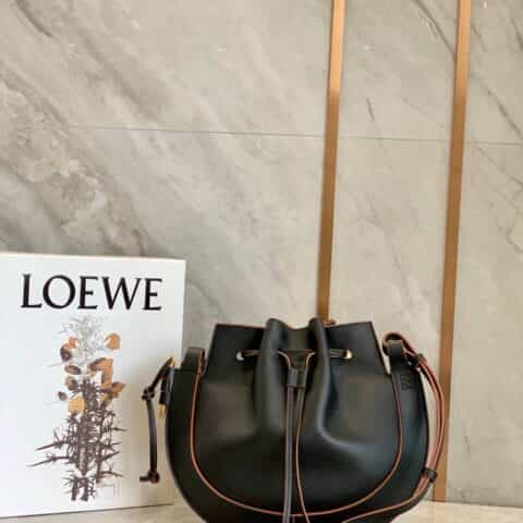 LOEWE罗意威 Horseshoe飞碟包 0526黑色