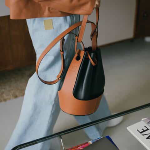 LOEWE罗意威 Small Balloon bag气球水桶包 0531黑棕拼色