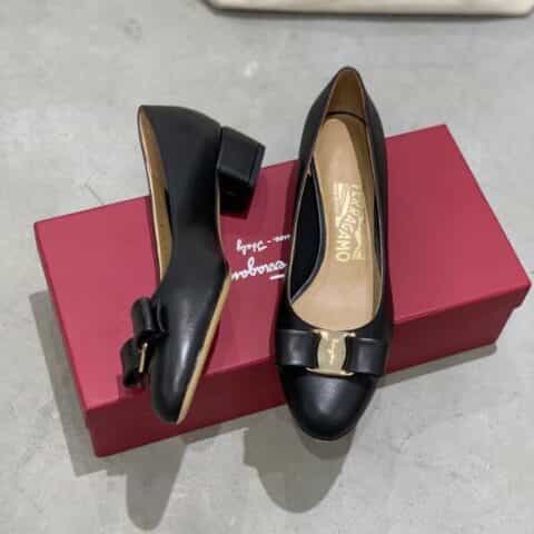 SF salvatore Ferragamo 菲拉格慕Vara蝴蝶结经典款半内里中跟单鞋