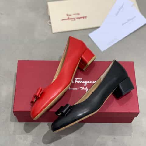 SF salvatore Ferragamo 菲拉格慕Vara蝴蝶结经典款半内里中跟单鞋