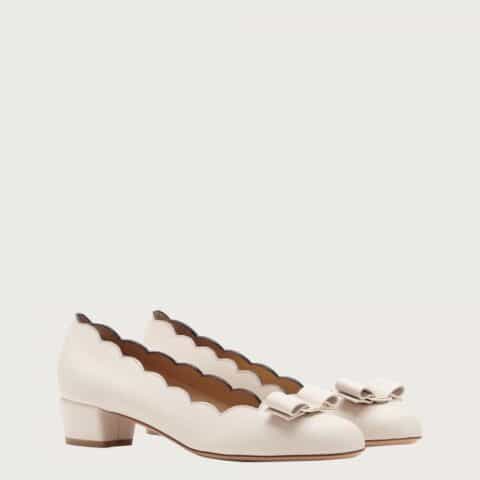 顶级版本SF salvatore Ferragamo 菲拉格慕2021新款vara系列扇形波浪边浅口单鞋这款浅口鞋