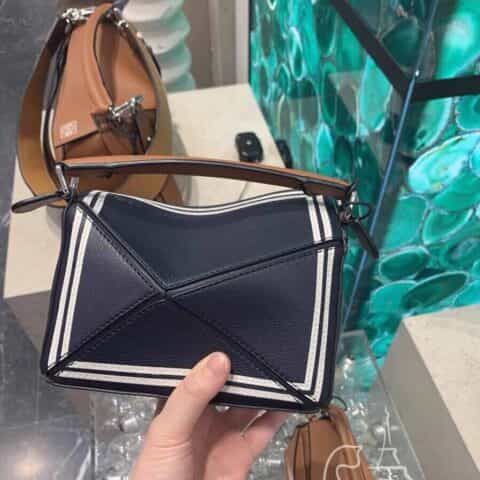 LOEWE罗意威 Mini Puzzle bag 0338海军风拼色18CM