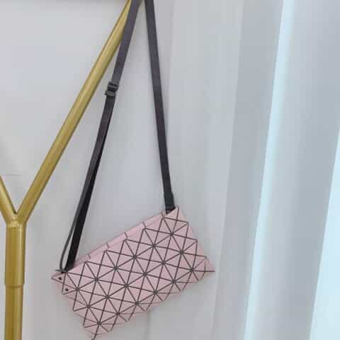三宅一生Issey Miyake BaoBao新款小斜挎包BB83-AG421