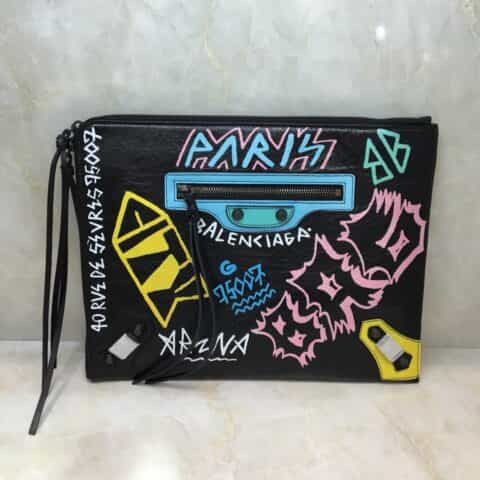 Balenciaga巴黎世家Balen Graffiti Classic 手包555
