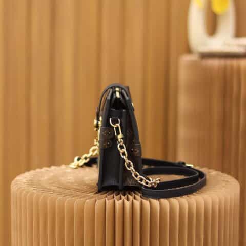 Louis Vuitton LV Trunk Clutch 软箱子 M43596