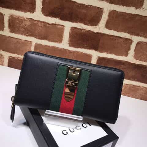 GUCCI古驰Sylvie 系列皮革全拉链式钱包476083