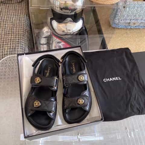 chanel香奈儿 原版定制进口蜡牛漆/荔枝纹小牛皮菱格纹 沙滩凉鞋