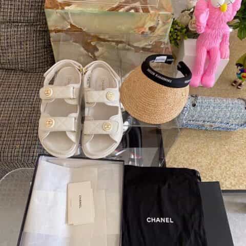chanel香奈儿 原版定制进口蜡牛漆/荔枝纹小牛皮菱格纹 沙滩凉鞋