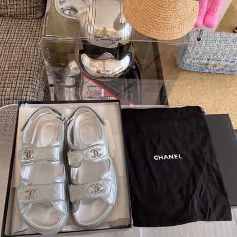 chanel香奈儿 原版定制进口蜡牛漆/荔枝纹小牛皮菱格纹 沙滩凉鞋