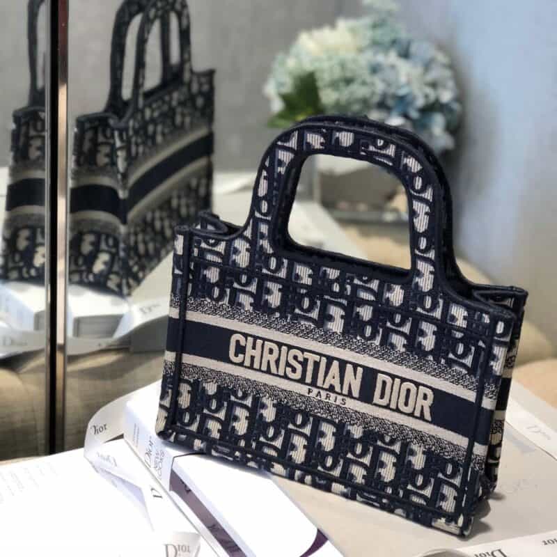 Dior Book tote 刺绣托特包 M1271