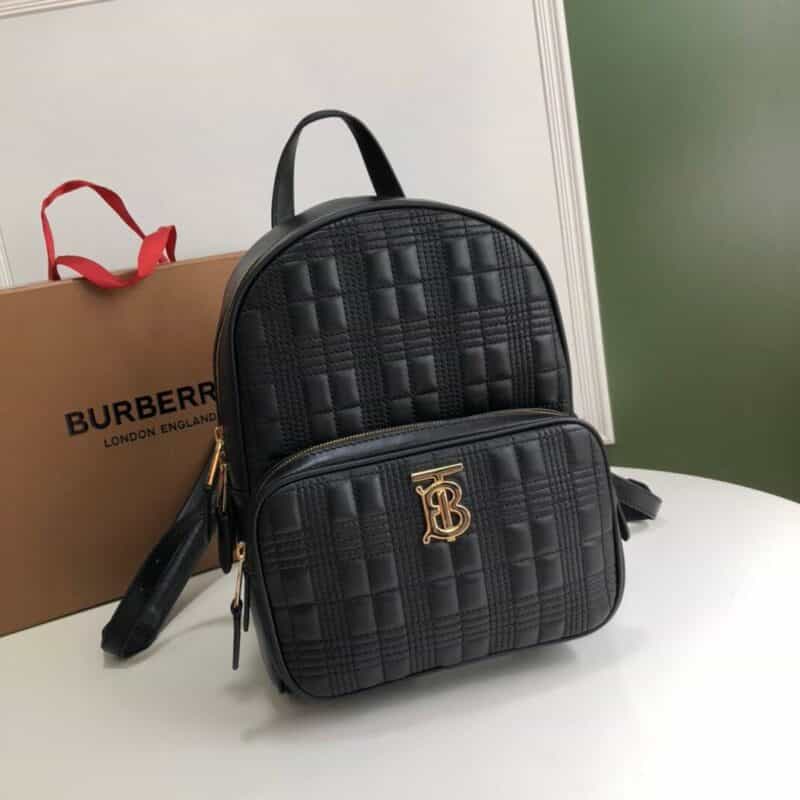 Burberry巴宝莉意大利鞣制羔羊皮双肩包