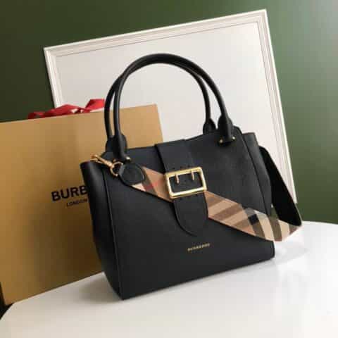 Burberry巴宝莉拖特包款The Buckle 搭扣包0221