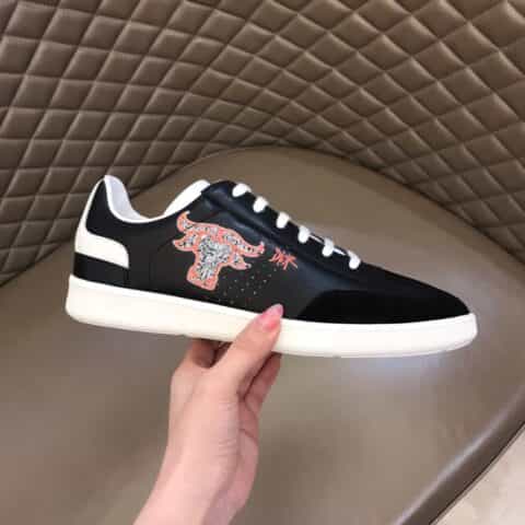 DIOR迪奥 2021牛年限定款标志刺绣和牛头印花B01 运动鞋