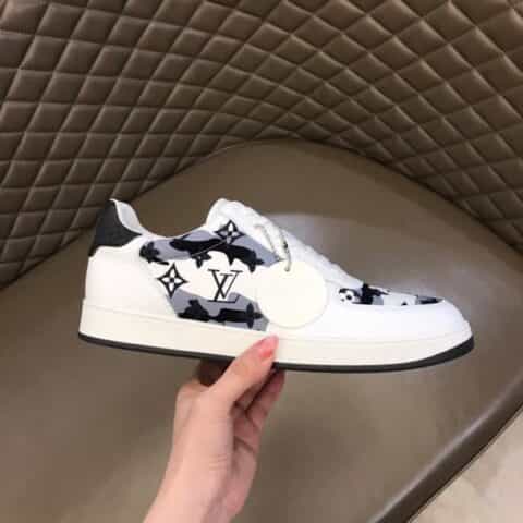 LV/路易威登 经典L老花印花帆布面拼接L 新品男士高端休闲运动鞋