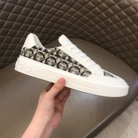 Ferragamo 菲拉格慕 进口牛皮制作男士GANCINI低帮休闲鞋