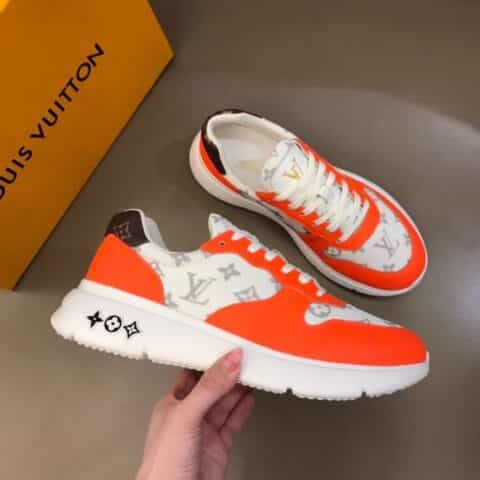 LV/路易威登 白色小牛皮拼接印花透气网面材质新品男士高端休闲运动鞋