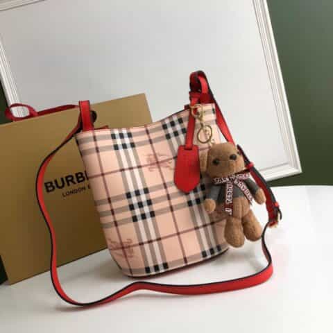 Burberry巴宝莉简约风格手掌纹皮革斜背水桶包