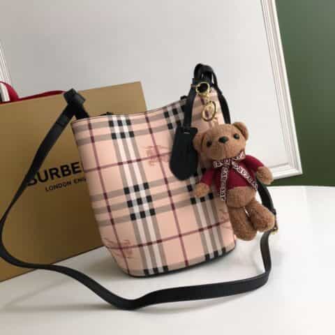 Burberry巴宝莉简约风格手掌纹皮革斜背水桶包