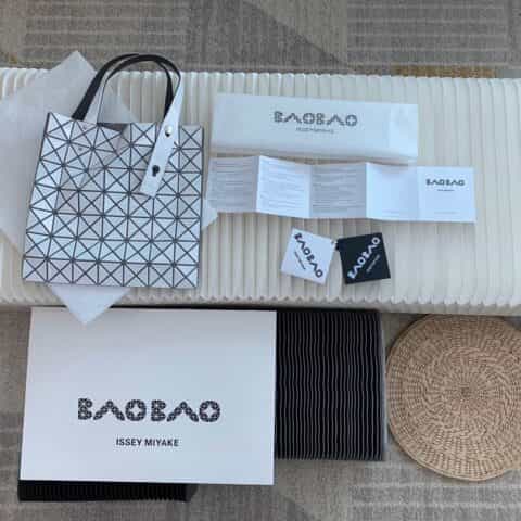 Issey Miyake三宅一生BaoBao新款7格手提袋