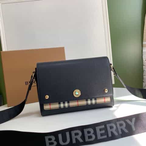 Burberry巴宝莉粒纹皮革Vintage 复古格纹斜背包
