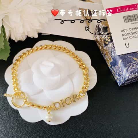 新款迪奥珍珠Dior字母项链