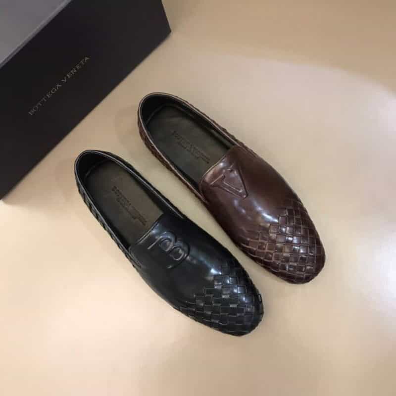 B·V葆蝶家 纯手工编织鞋面B 家经典的小牛皮乐福便鞋