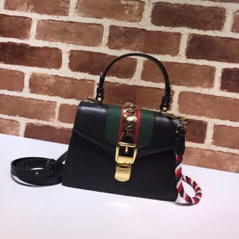 GUCCI古驰Sylvie 系列皮革迷你手袋470270