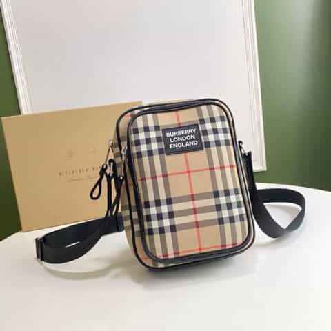 Burberry巴宝莉Vintage 复古格纹接合棉质裁片斜背包
