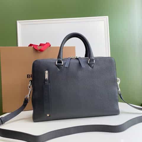 Burberry巴宝莉粒纹皮革羔羊皮内层公文包