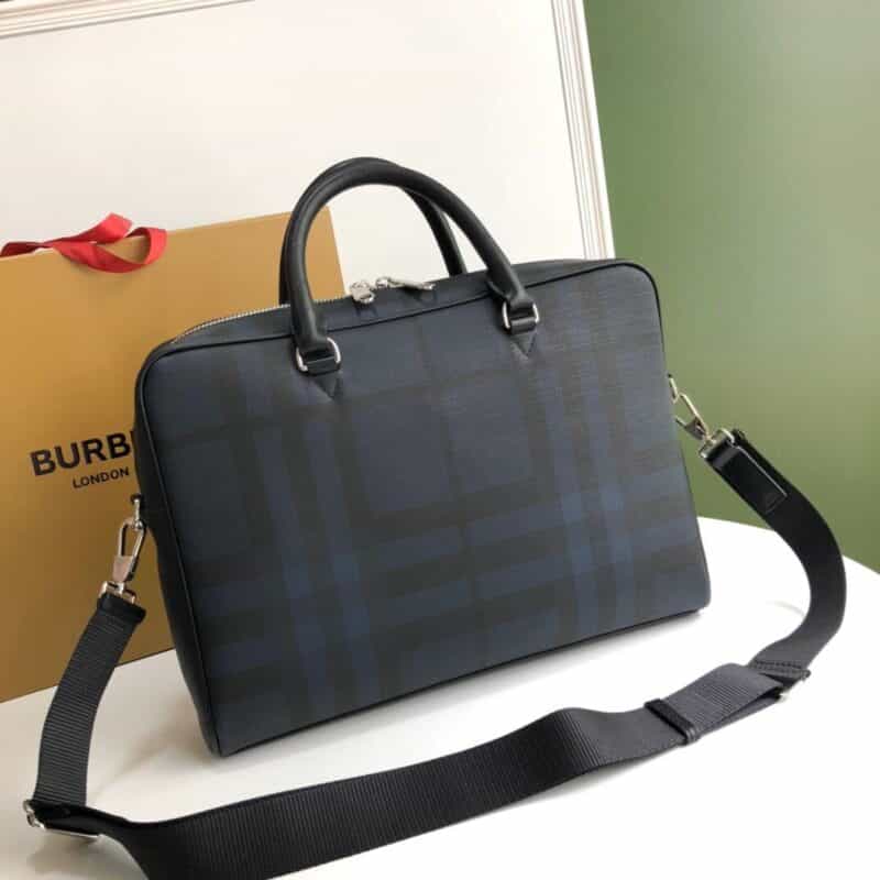 Burberry巴宝莉最新London 格纹公文包