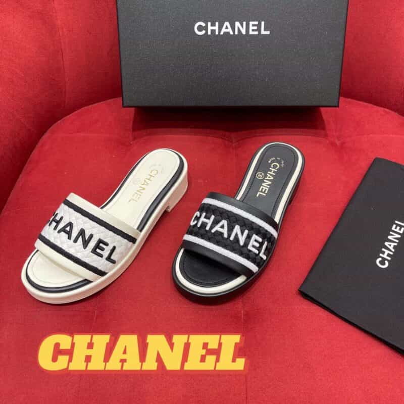 CHANEL香奈儿 立体刺绣鞋面熊猫配色拖鞋
