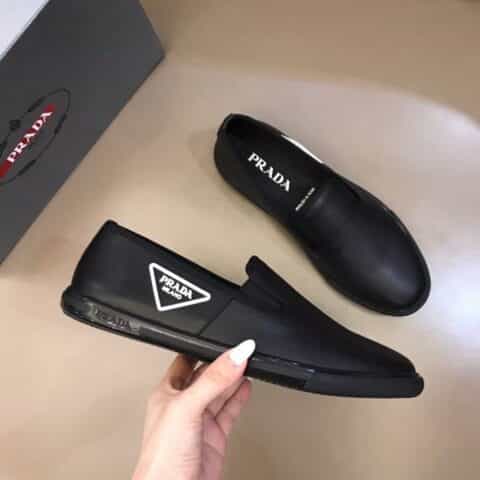 PRADA/普拉达 进口原版头层牛皮P家新品男士套脚乐福便鞋