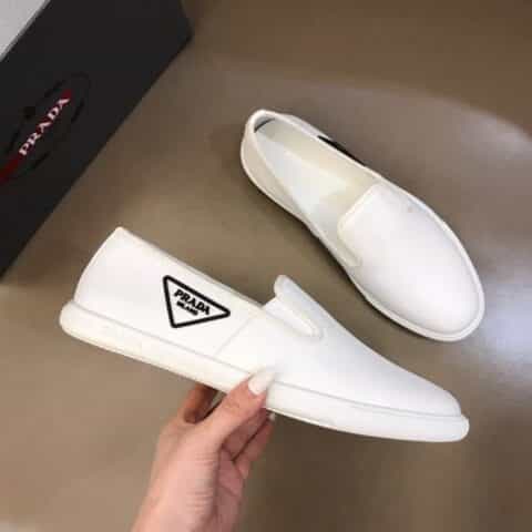 PRADA/普拉达 进口原版头层牛皮P家新品男士套脚乐福便鞋