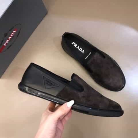PRADA/普拉达 进口原版头层牛皮P家新品男士套脚乐福便鞋