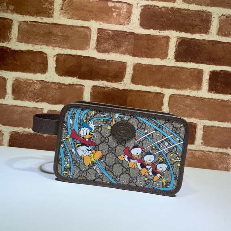 GUCCI古驰Disney x Gucci唐老鸭印花手拿包647929