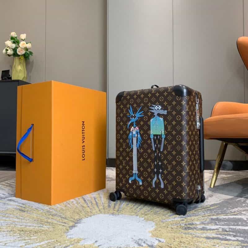 LV路易威登Monogram 帆布新版 Horizon 拉杆箱